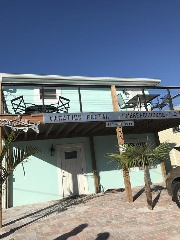 Fort Myers Beach House-On A Canal Exterior photo